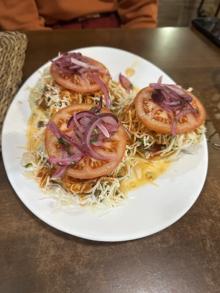 Menu_BAR CAFETERÍA ECUAHONDURAS_Escañuela_image_6