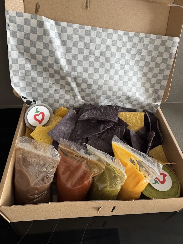 Marianela Bustillo Olivera_CASA MEXICANA_Frailes_review