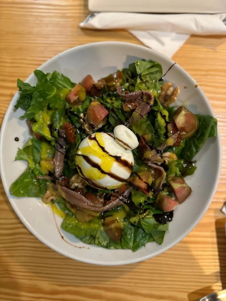 Leghrib Badreddine_Imperial casa Manolete_Carolina La_review