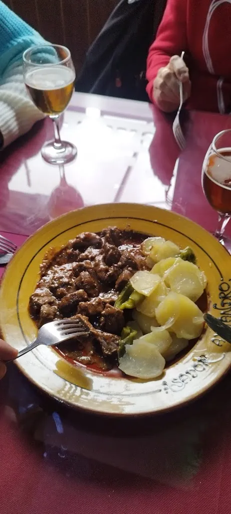 Alberto paguillo_Café Bar Los Faroles_Carolina La_review