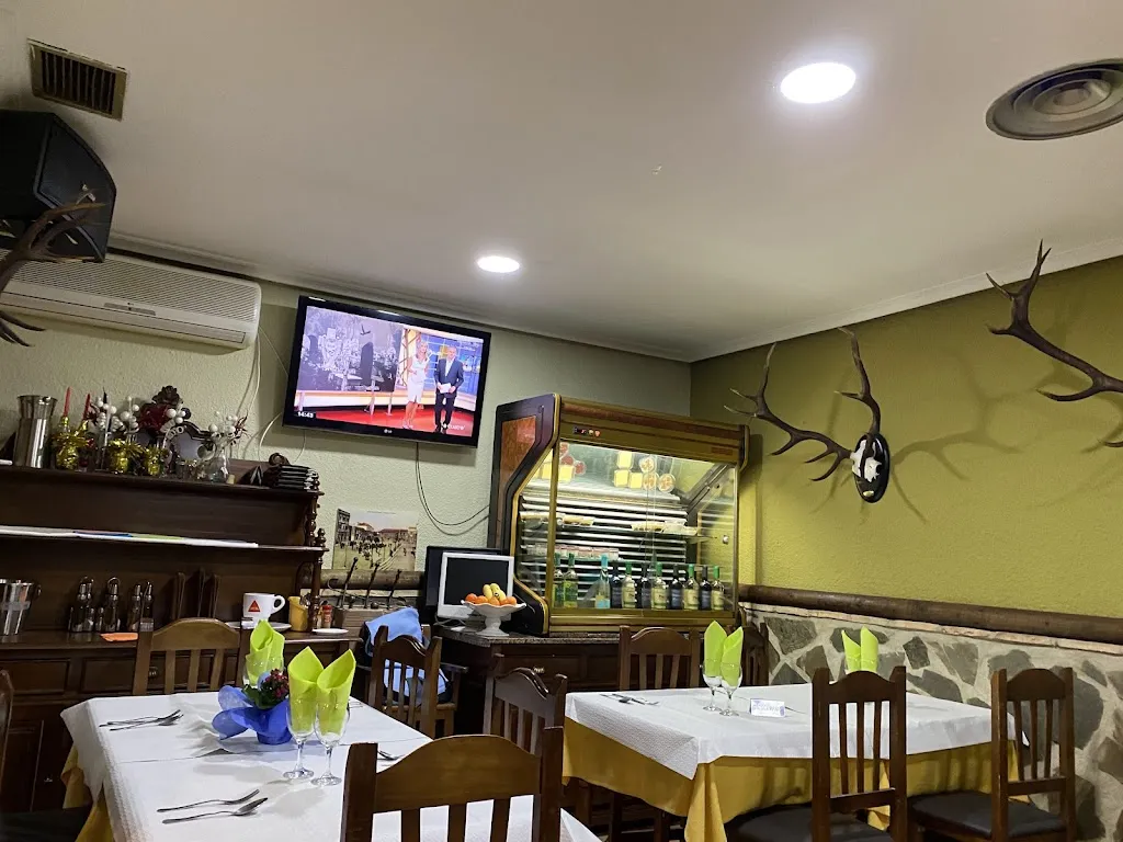 Francisco_Café Bar Los Faroles_Carolina La_review