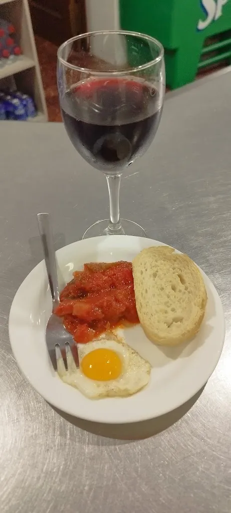 Hogar del pensionista restaurant in Carolina La