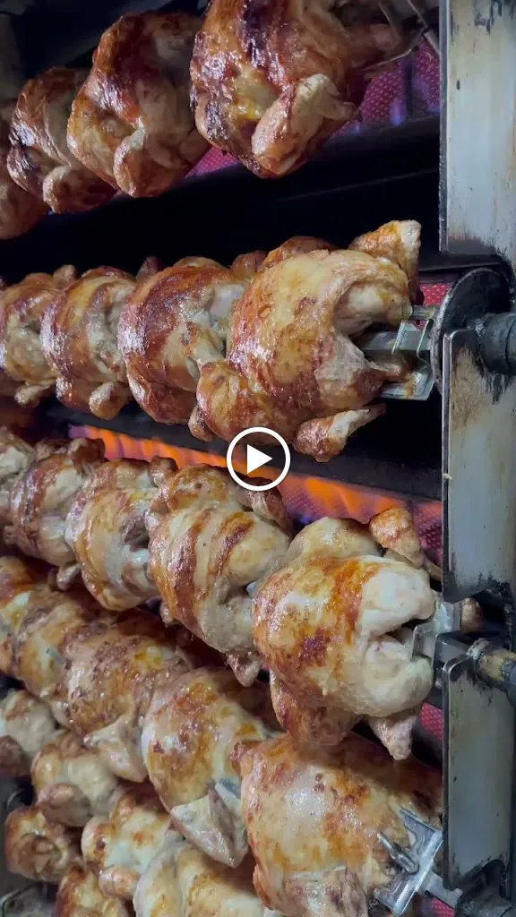 Asador De Pollos
