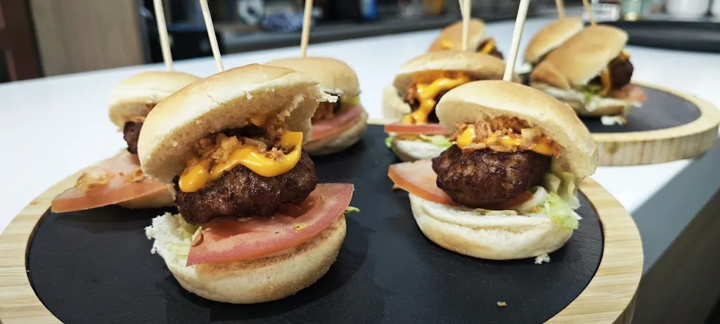 La Galeria_Carolina La_slider_image_2