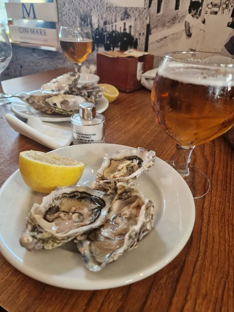 Shelly Constable_Cafeteria-restaurant El Trenet_Castalla_review