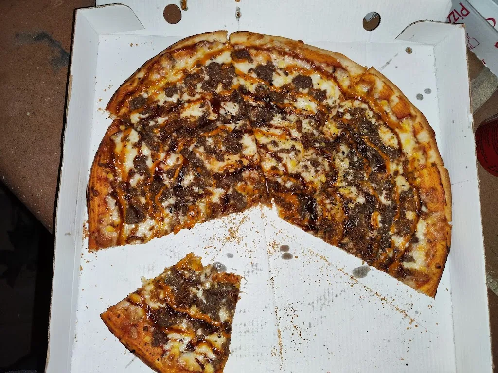 Rafael M_El Rincón de la Pizza_Castillo de Locubín_review