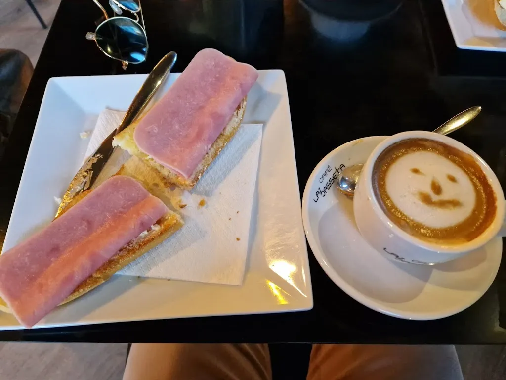 cafè la basseta_Castalla_slider_image_2