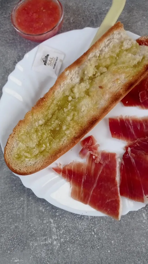 BAR RESTAURANTE Km. 42_Guardia de Jaén La_slider_image_2