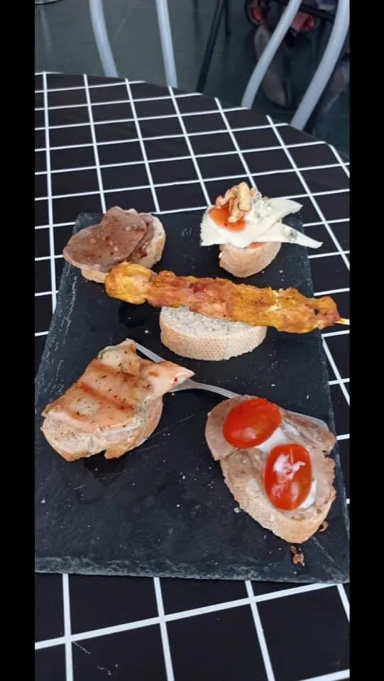 Menu_Whispers bar and tapas_Castalla_image_4