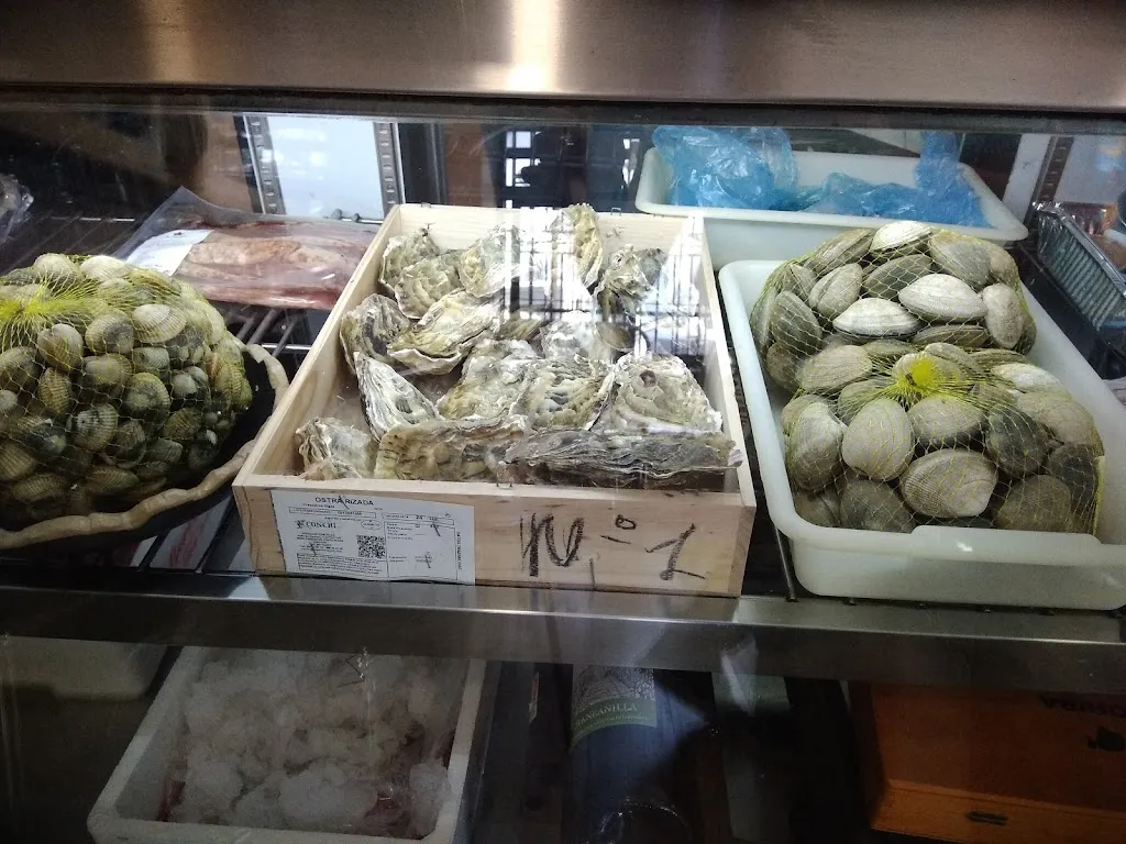 Bar La Esquina restaurant in Ibros