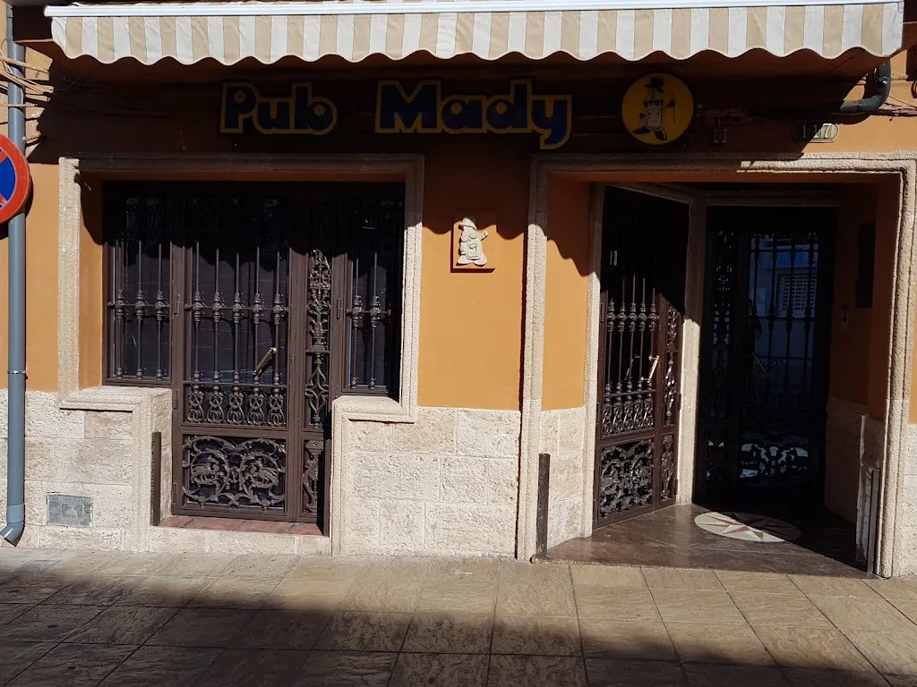 Pub Mady_Ibros_slider_image_1