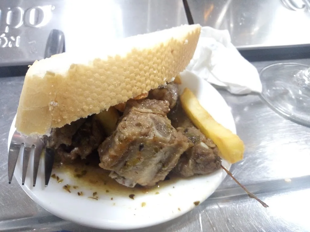 Menü_Bar La Muralla_Ibros_Bild_2