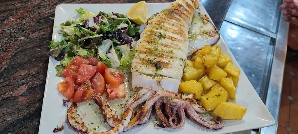 Bar Restaurante La Pepa_Huelma_slider_image_3