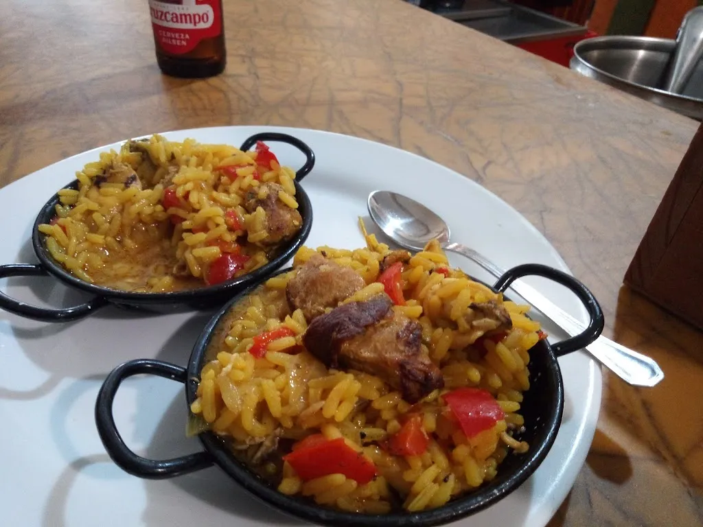 pepa bero_El Enroque Bar Café_Huelma_review