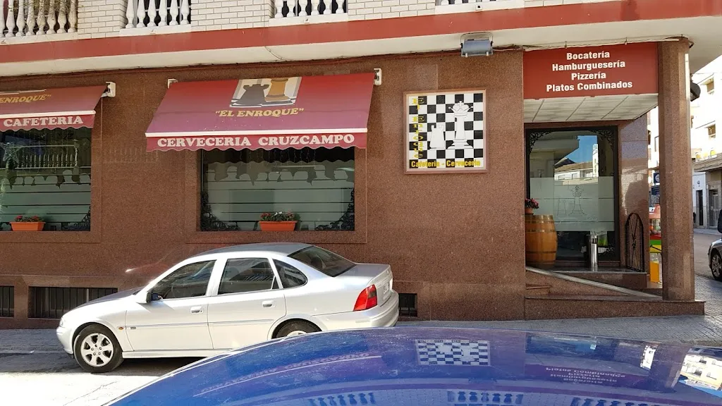 El Enroque Bar Café restaurant in Huelma