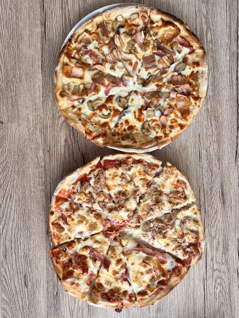 Silvia Pérez Castillo_El Peñonero Pizzeria-Bocateria_Lahiguera_recensione