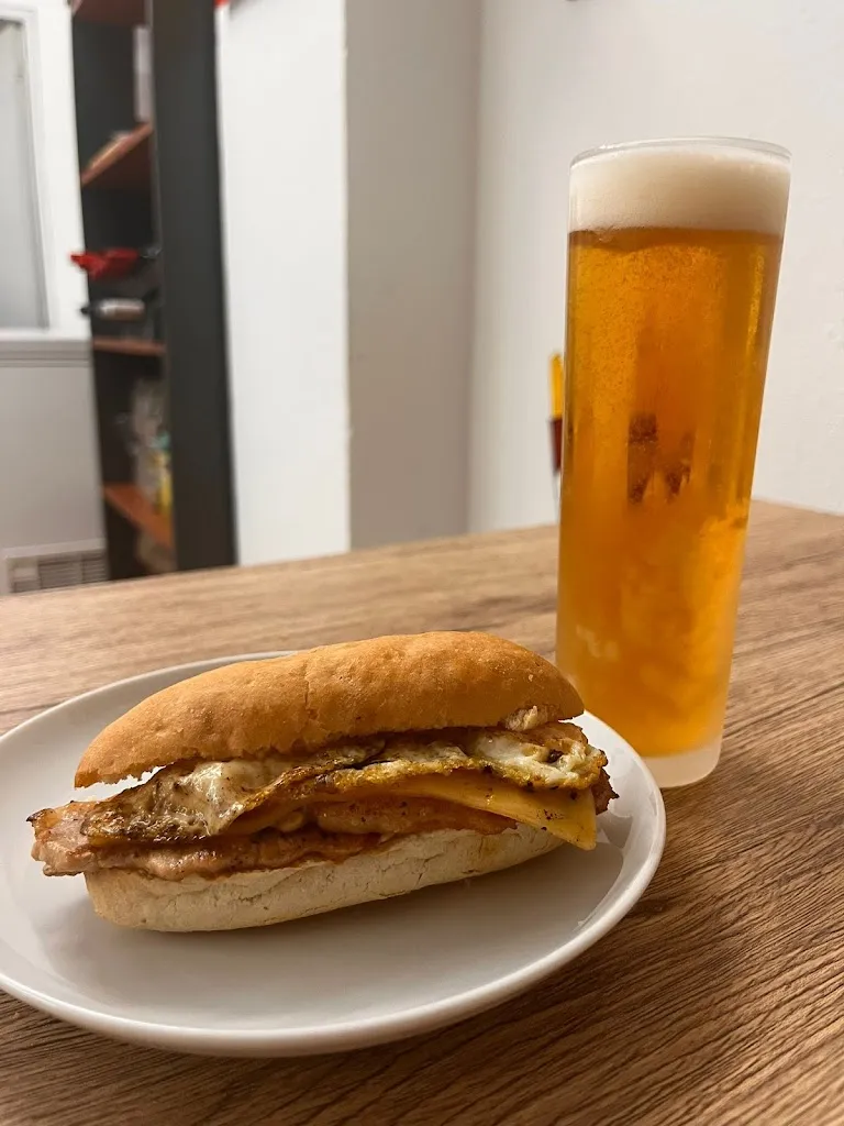 Maria Mayordomo_El Peñonero Pizzeria-Bocateria_Lahiguera_recensione