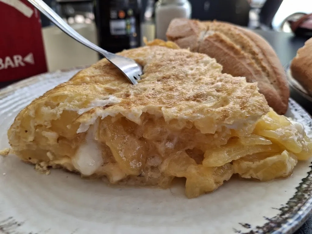 Miguel Martínez_La Higuera Restaurante Cafeteria Churrería_Lahiguera_review