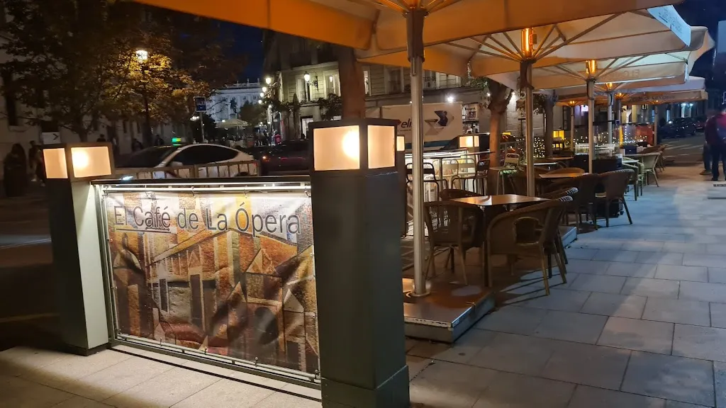 Marc MRD_El Café de la Ópera_Lopera_review