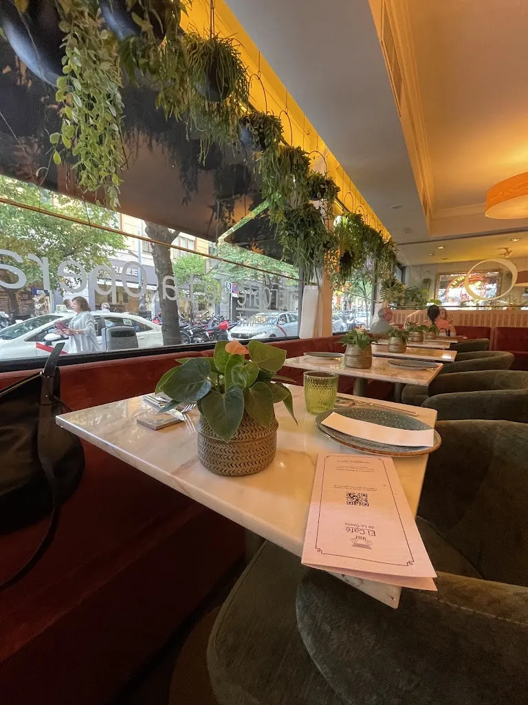 El Café de la Ópera_Lopera_slider_image_1