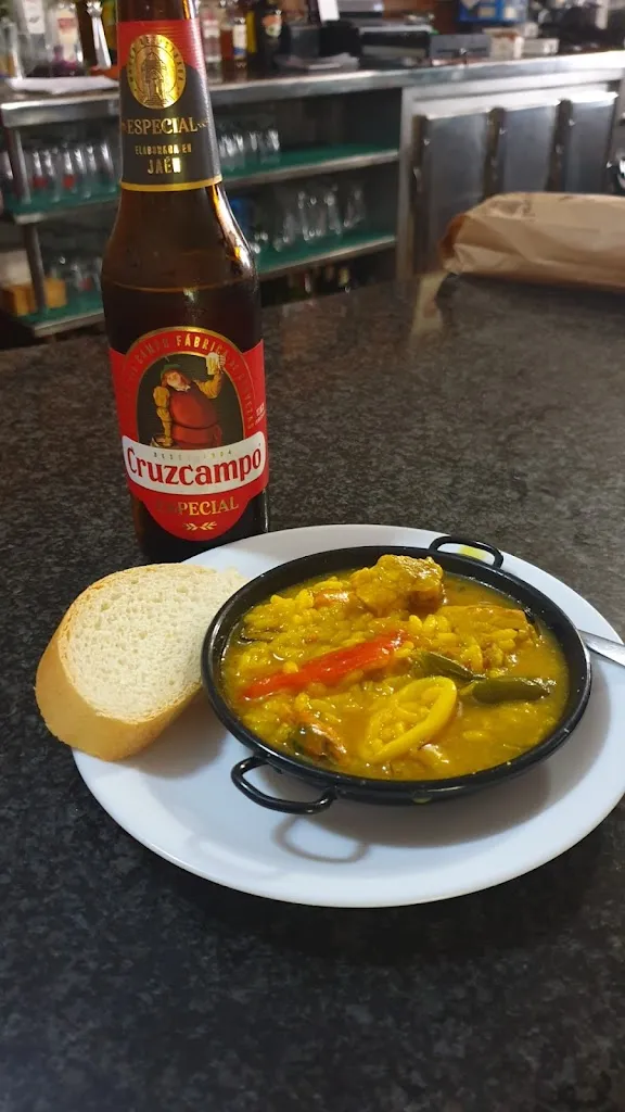 Manuel Lara Espinosa_Bar Paraíso_Fuensanta de Martos_review