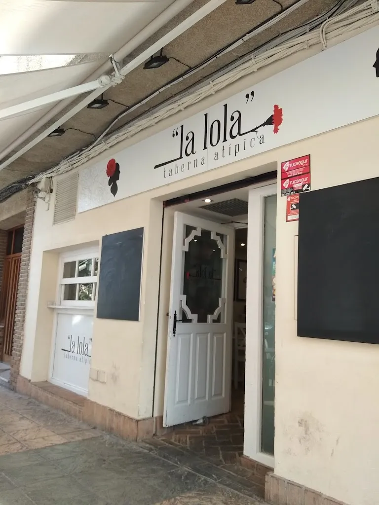 Ian Dunbar_La Lola taberna atípica_Fuensanta de Martos_review