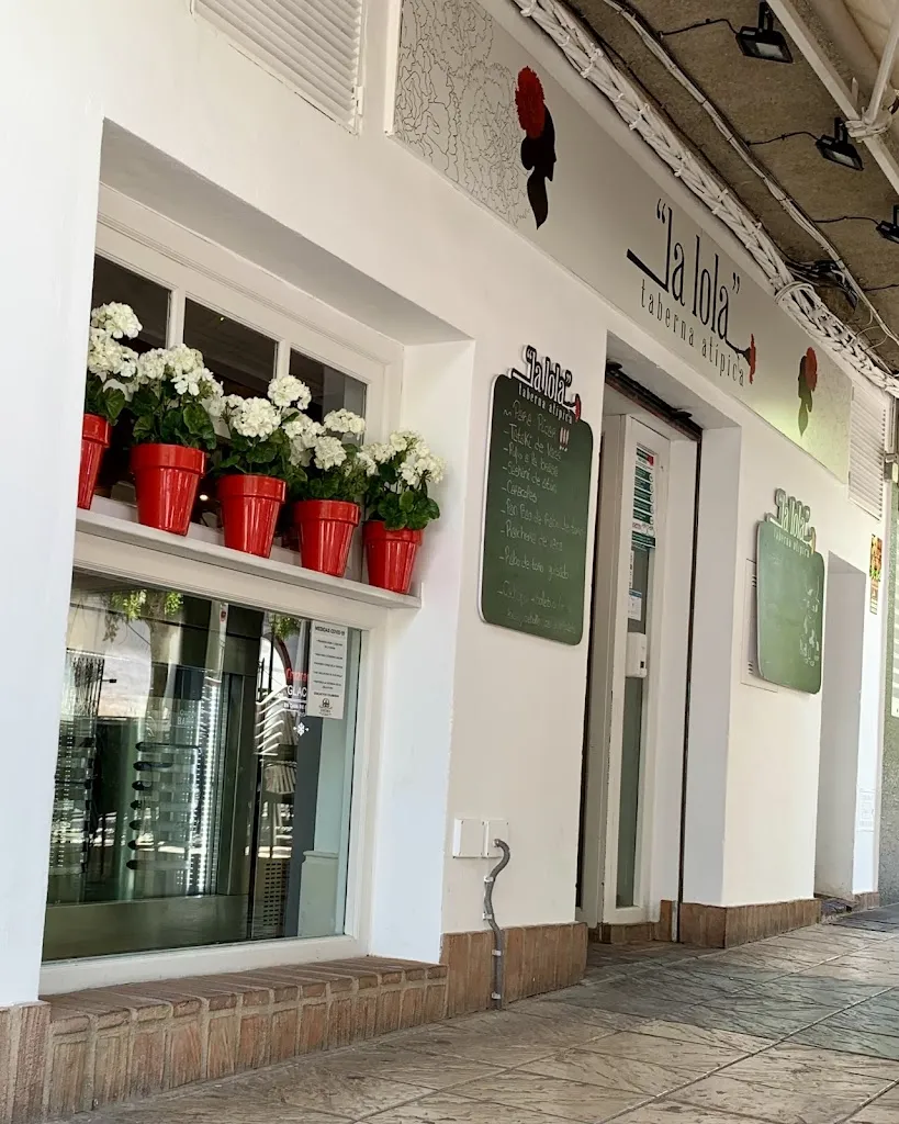 La Lola taberna atípica restaurant in Fuensanta de Martos