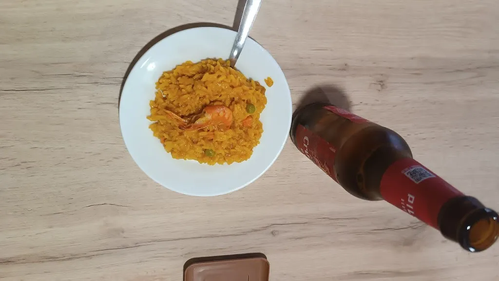 César Parra Fiallo_Café-Bar 