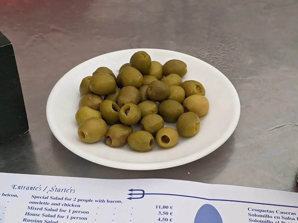 Matt ffrench-Constant_Bar Roma_Fuensanta de Martos_review