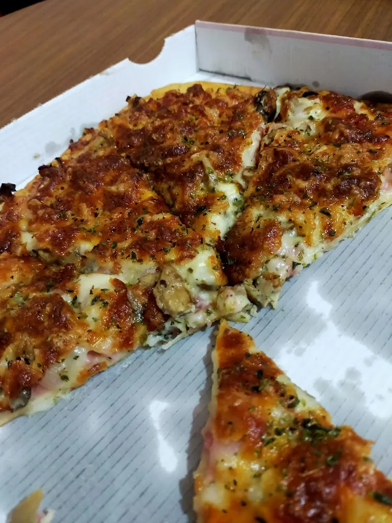 Jesus G_Bar Pizzería Ché_Orcera_avis