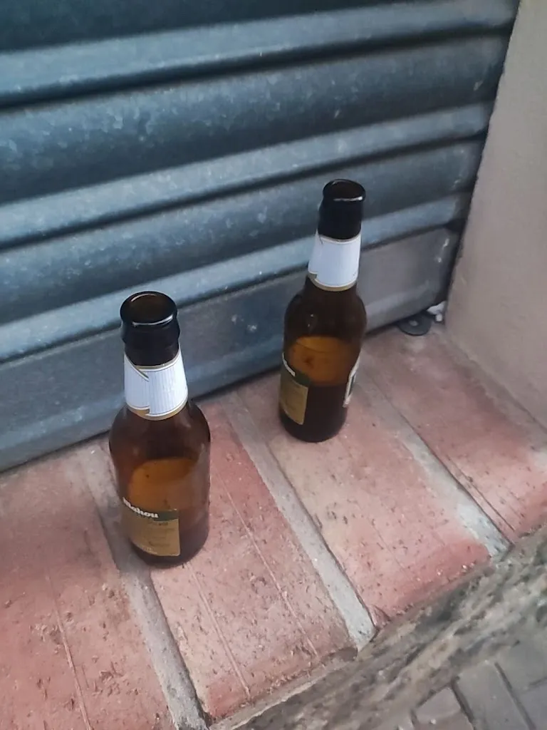 Sergio Munuera_Bar Pizzería Ché_Orcera_avis