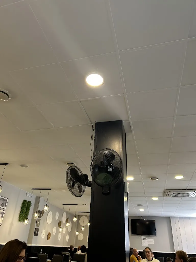 Alba Sanchez_Asador Casa Papa Luis Pizzería Siena_Jódar_review