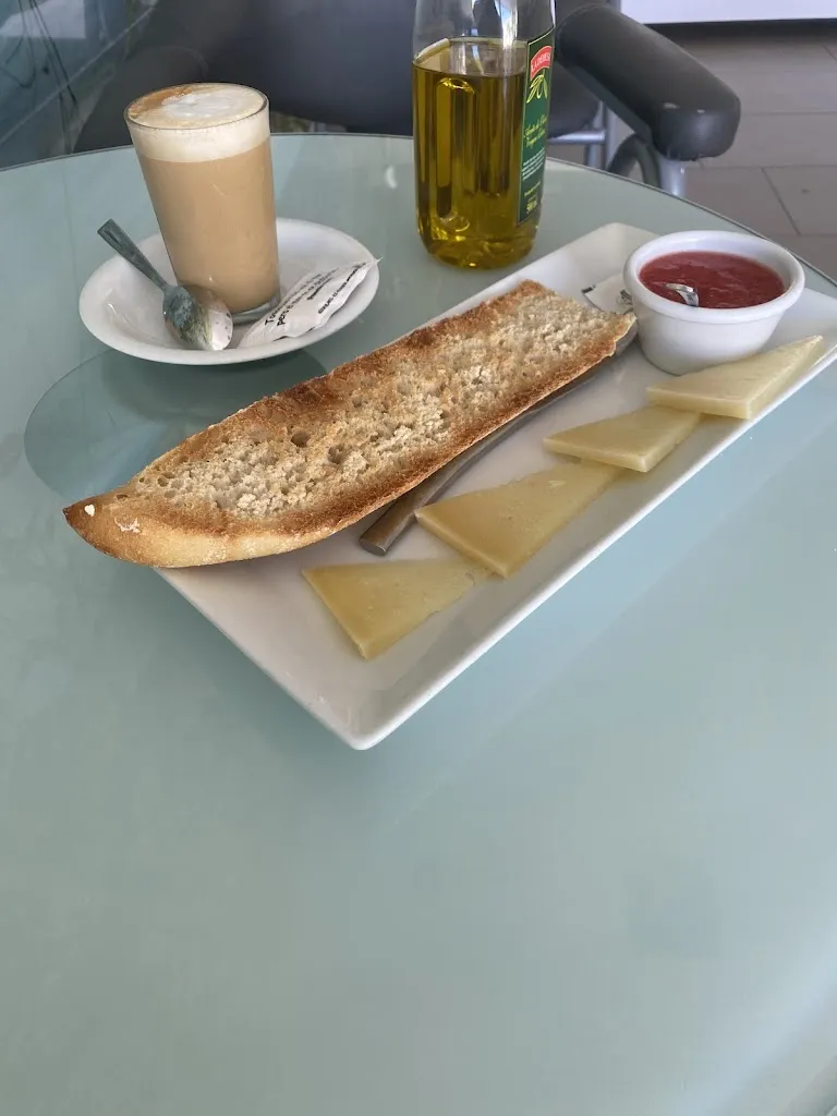 PROFESORA DE MUSICA_Kfé del Sol_Jódar_review