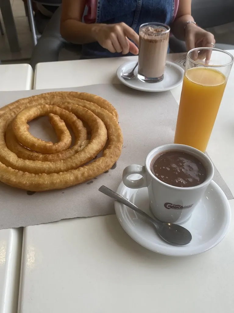 Dumbo Travels_Kfé del Sol_Jódar_review