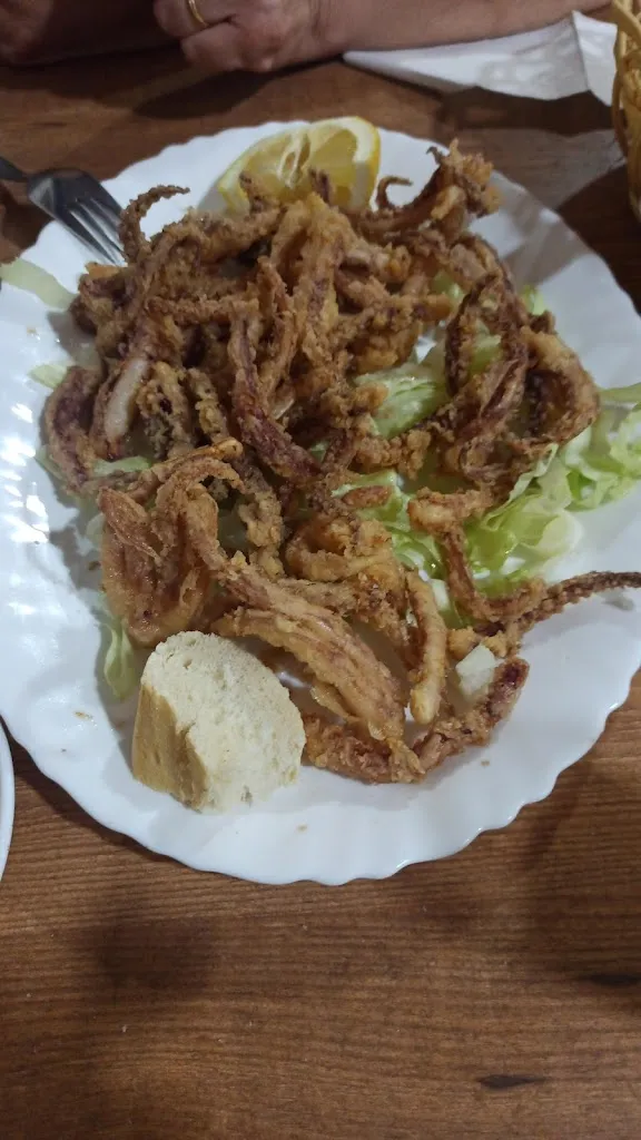 Reyes López_Bar Flamingo_Jódar_review