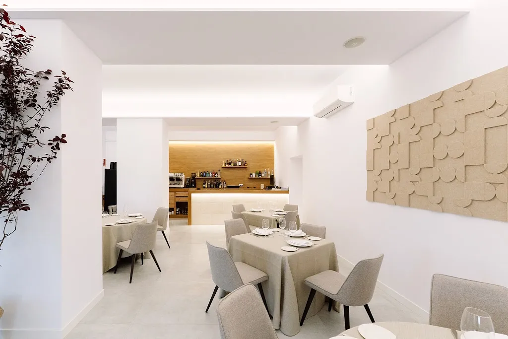 Caseta Nova by Natxo Sellés_Castalla_slider_image_1