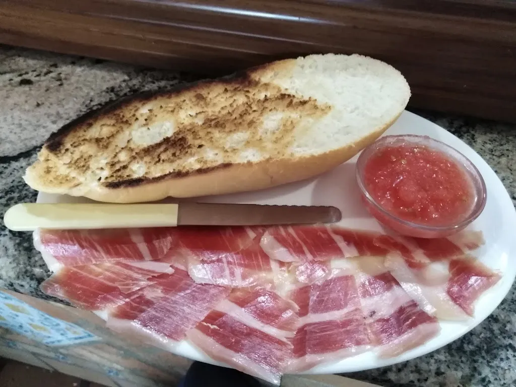 jesus santiago_Bar Santuario_Marmolejo_recensione