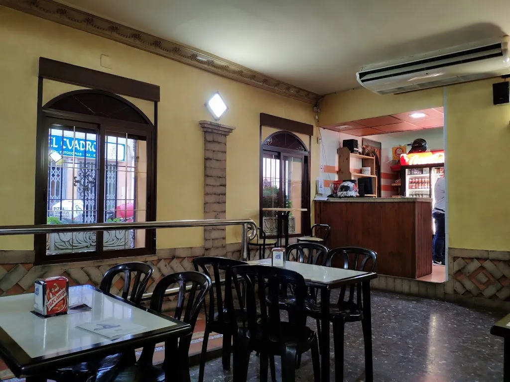 Pizzería Virgen de la Cabeza restaurant in Marmolejo