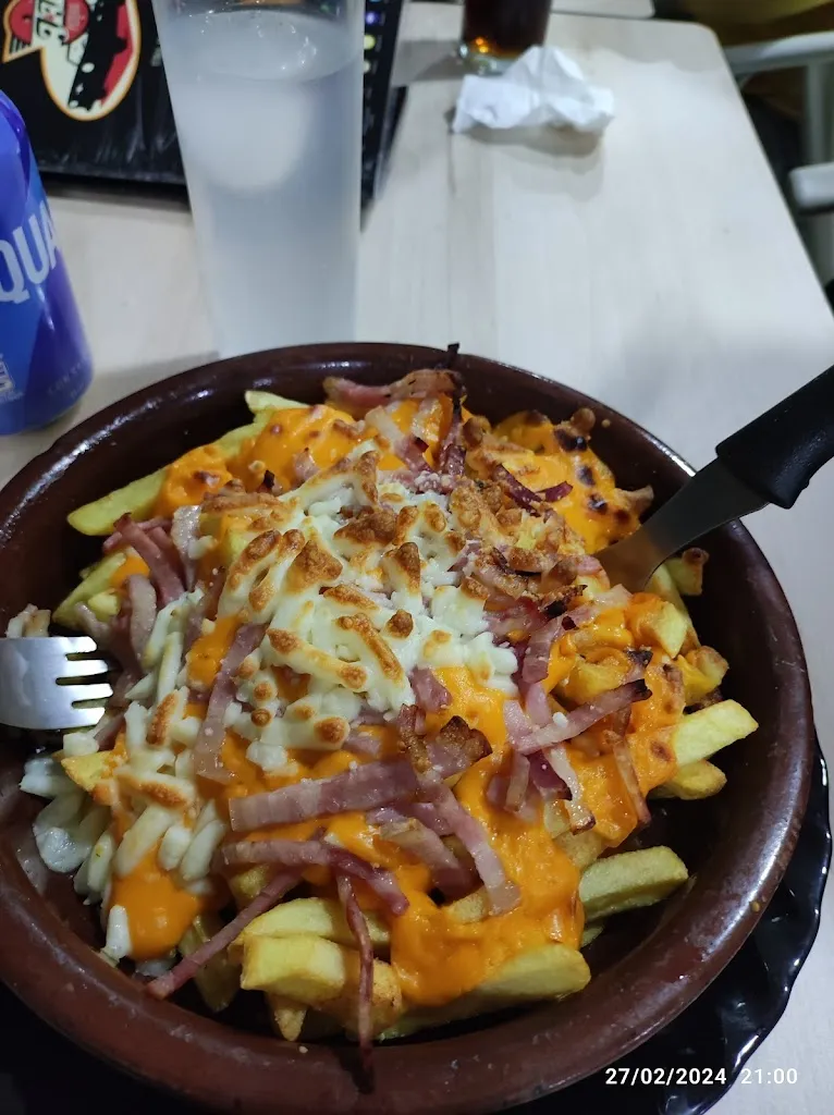 Javi Rodado_Pizzería JJ_Navas de San Juan_review