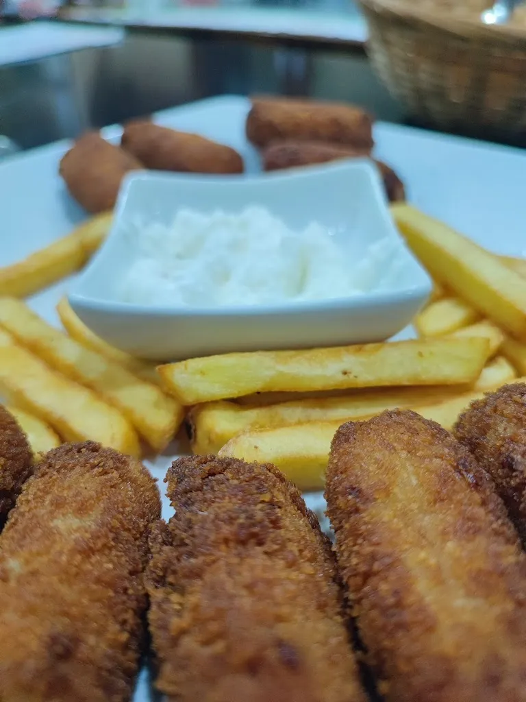 Marina F_Café-Bar La Buhardilla_Mengibar_Bewertung