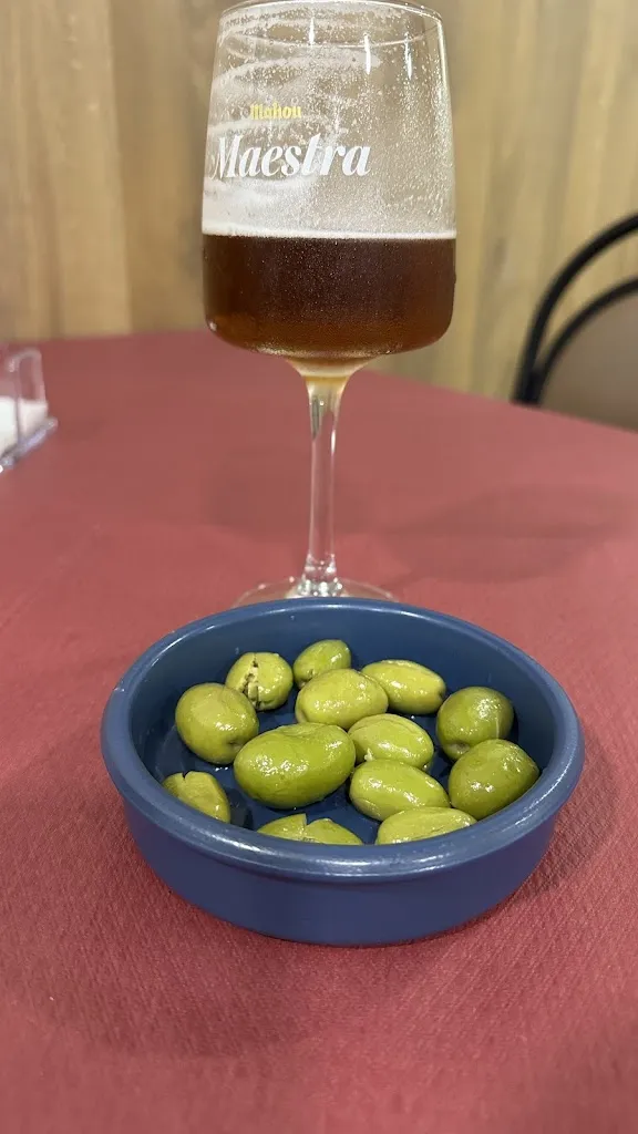 José Cabrera Sánchez_Bar zapa_Mengibar_review