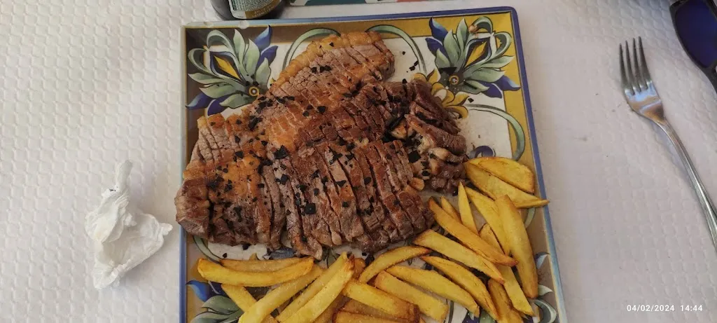 Manu Aba_Bar zapa_Mengibar_review