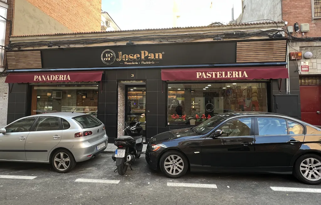 Josepan Vallecas restaurant in Puerta de Segura La