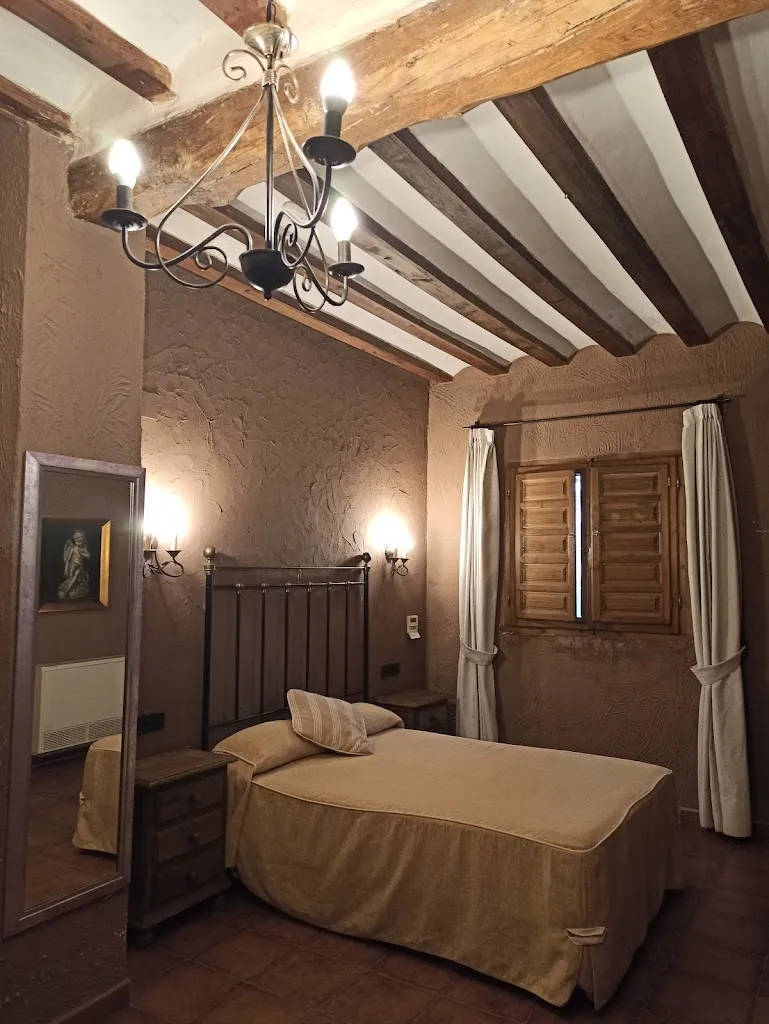 Hotel Restaurante Caseta Nova_Castalla_slider_image_3