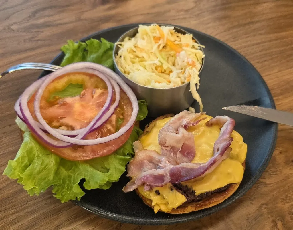 New York Burger - C.C. Madnum restaurant in Puerta de Segura La