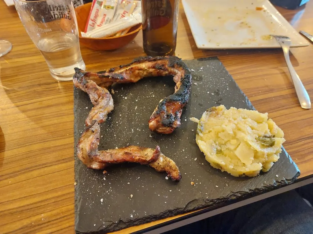 DEDM_Barbacoa Triana_Peal de Becerro_review