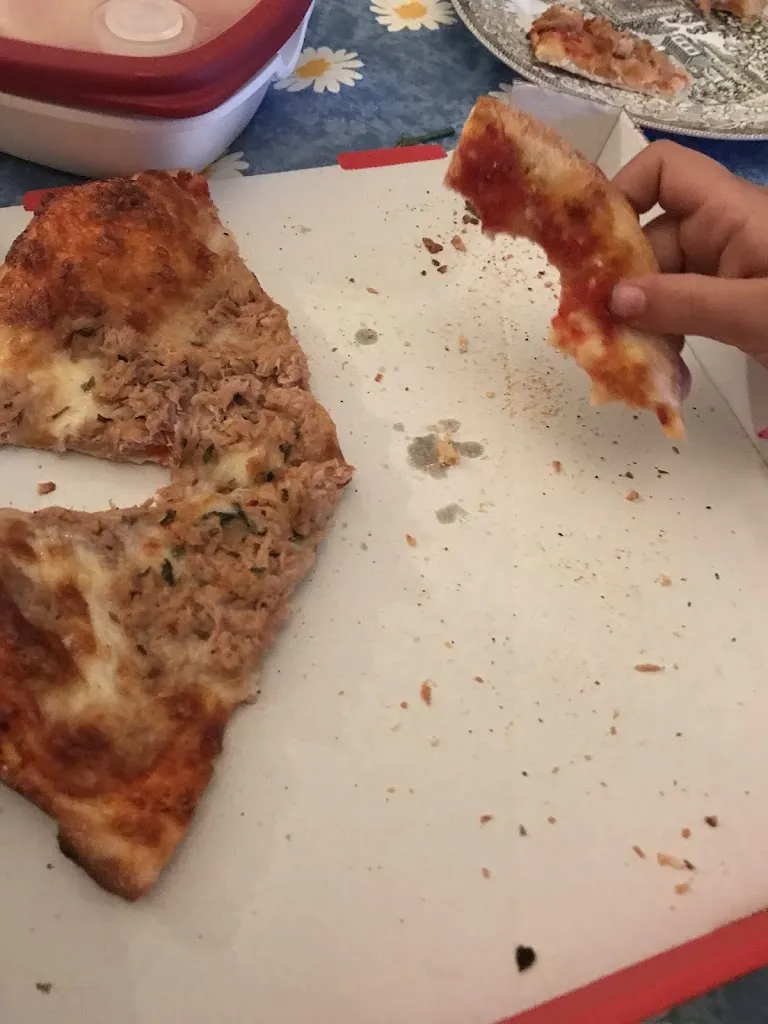 Juan GR_Pizzería Lara _Peal de Becerro_review