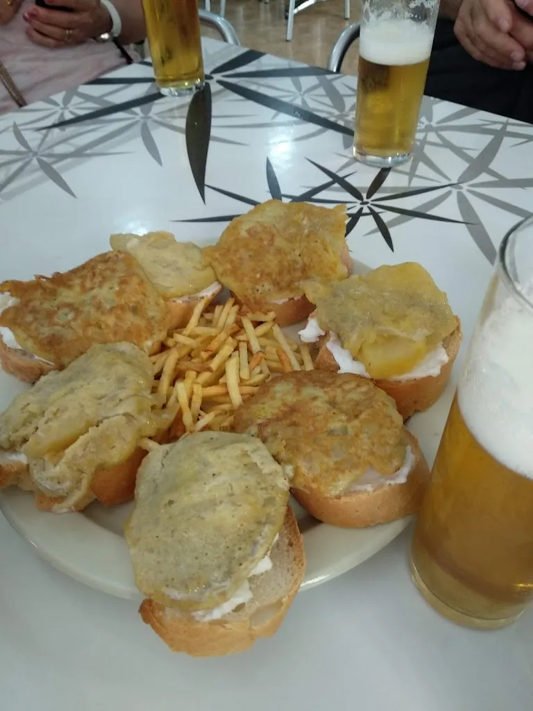 Menu_Cafe-Bar La Verbenilla_Peal de Becerro_image_4