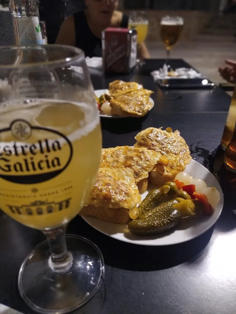 emanuel andres nuñez_Cafe-Bar La Verbenilla_Peal de Becerro_review