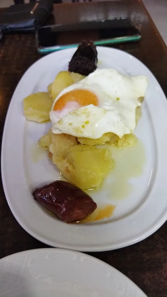 Menu_Cafe Bar Luis_Peal de Becerro_image_5